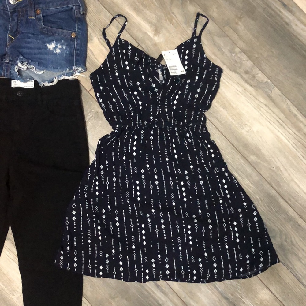 Clothing bundle - Picture 6 of 8